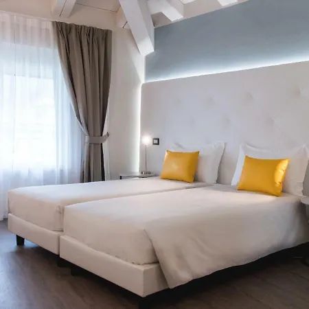 Araba Fenice Szálloda 4*