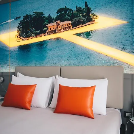 Araba Fenice Szálloda 4*