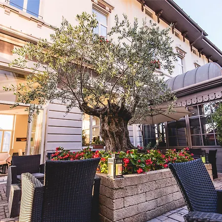 Hotel Araba Fenice