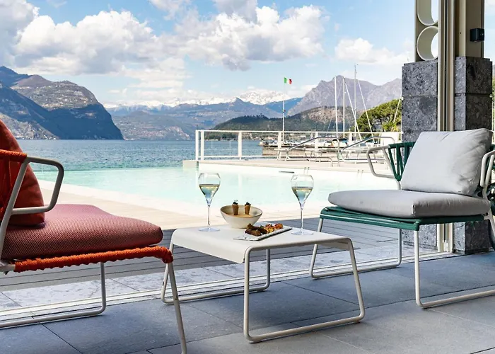 Araba Fenice 4* Iseo